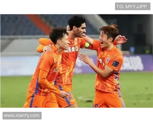 聚焦足球场中位核心探讨中场球星如何掌控比赛节奏与全队命运 聚焦足球场中位核心探讨中场球星如何掌控比赛节奏与全队命运